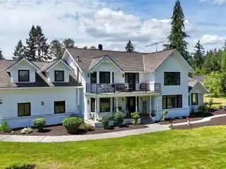 One-Of-A-Kind Gated Lake Stevens Retreat