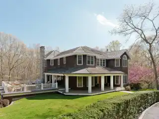 4.65-Acre Private Estate for Rent