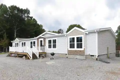Special 10-Plus-Acre Retreat