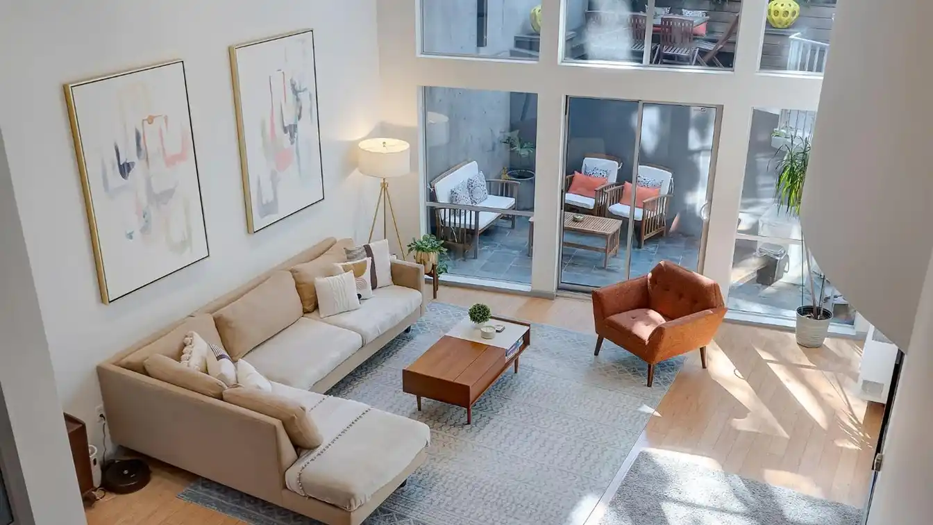 Lovely Light-filled Loft