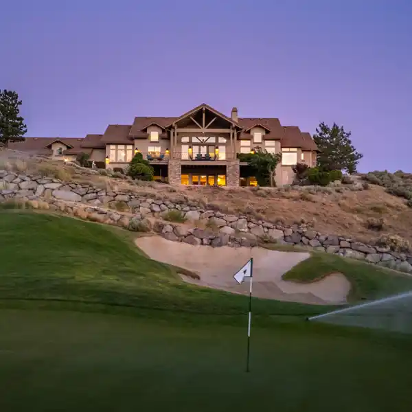 LUXURY LIVING IN A SMALL GATED ENCLAVE