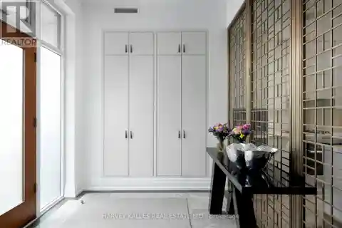 Opulent Spacious Townhome