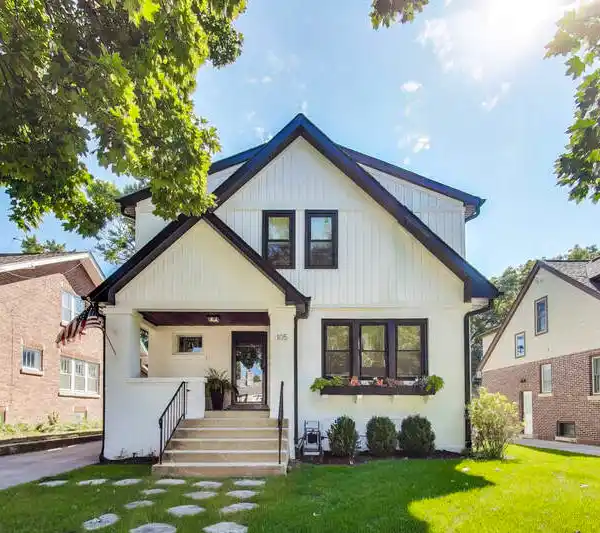 RARE DOWNTOWN OPPORTUNITY