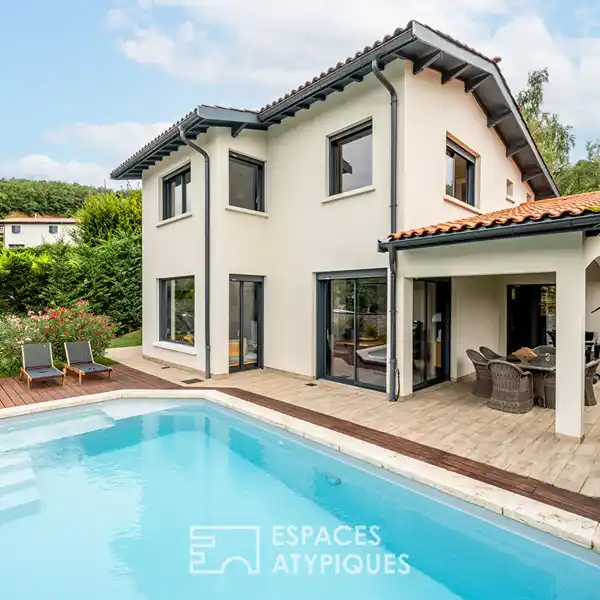 EXCEPTIONAL COMPLETELY RENOVATED FAMILY HOME