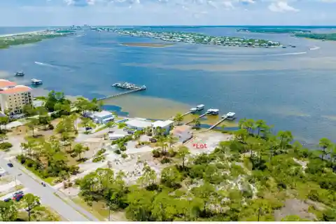 Waterfront Paradise on River Road Awaits