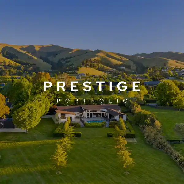 YOUR PRIVATE COUNTRY OASIS IN TOWN