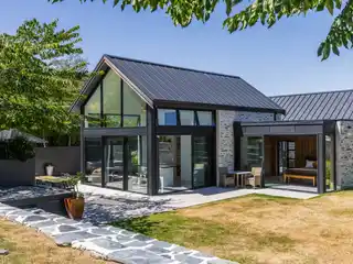 Sophistication at the Gateway to Millbrook Resort