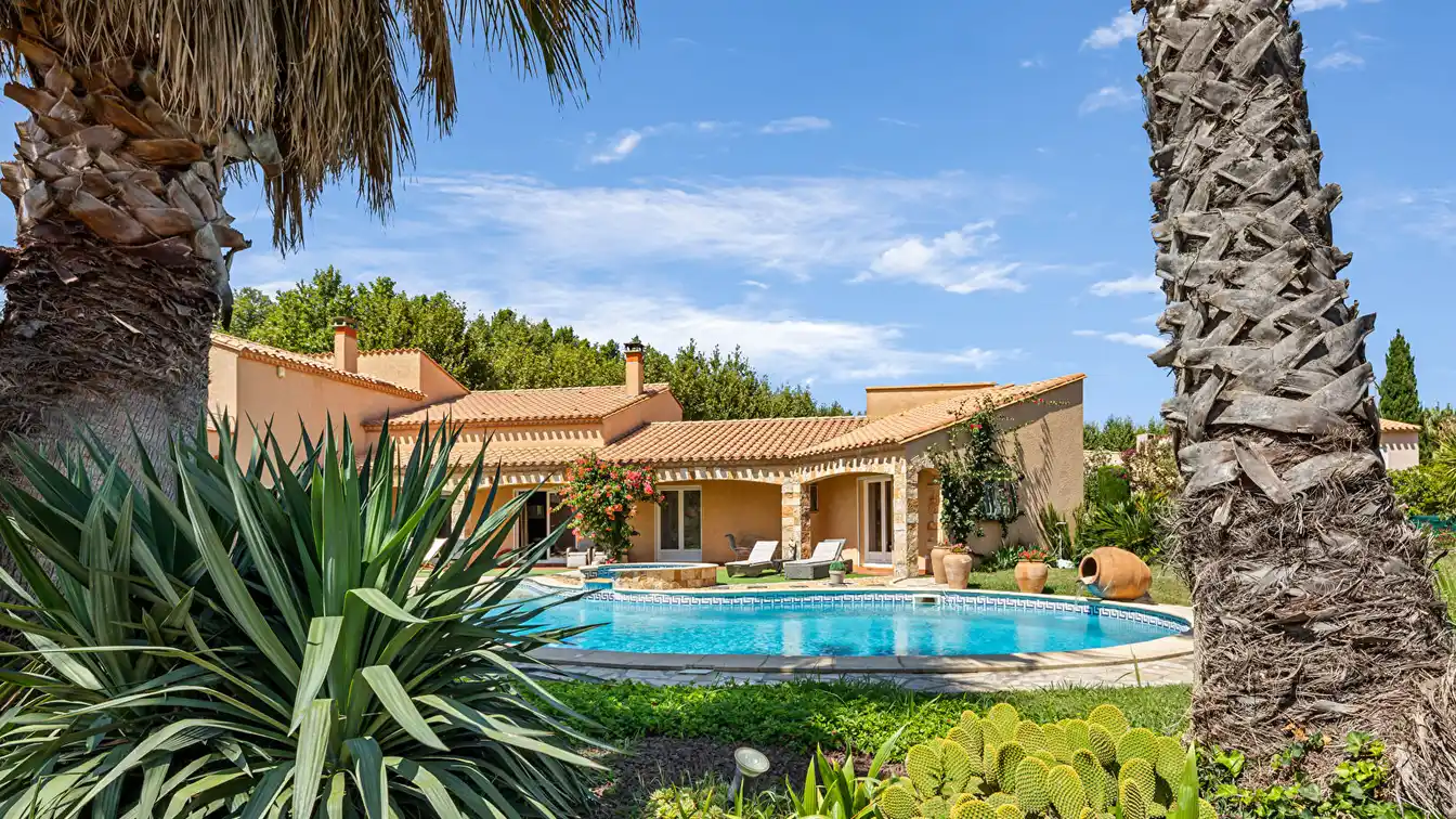 Ideally Located Modern Villa