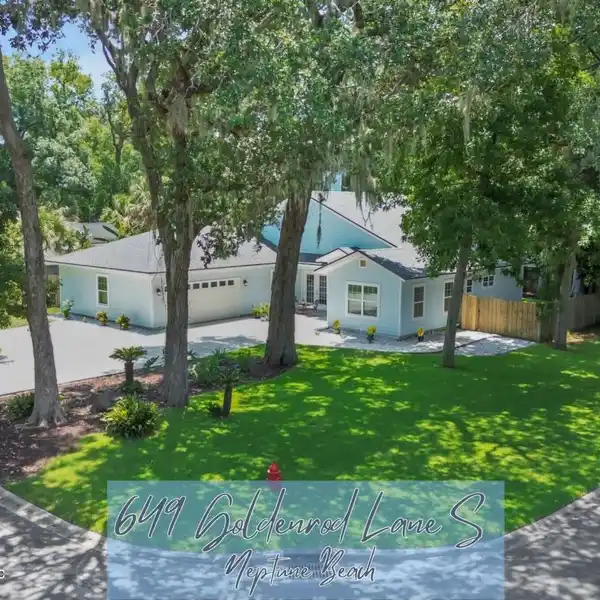 AMAZING OPPORTUNITY IN DESIRABLE CAMELIA TERRACE