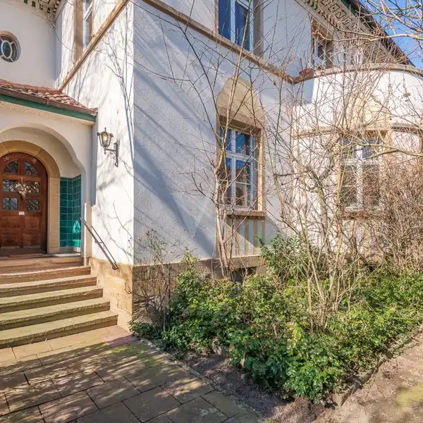 HISTORIC TOWN VILLA