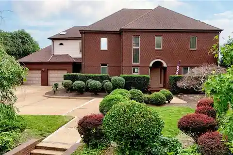 Custom-built James River Waterfront Home