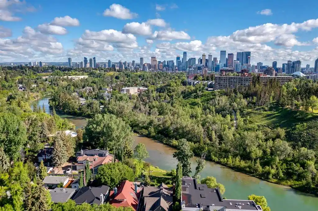 Riverfront Property in Prestigious Elbow Park