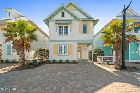 Splendid Beach House