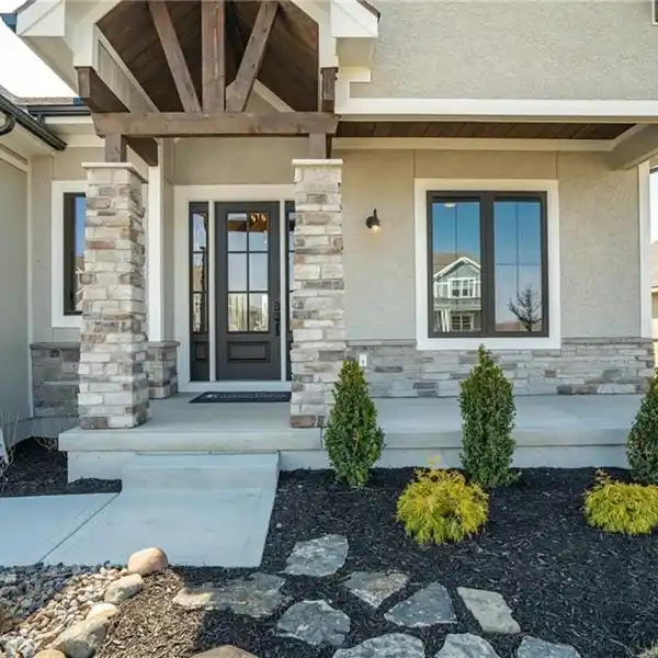 NEW CUSTOM BUILD IN THE RESERVE AT WOODSIDE RIDGE