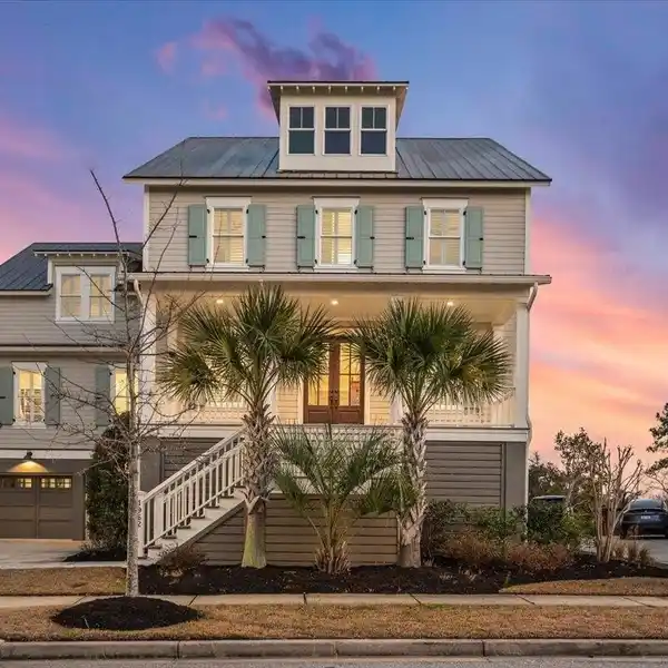 ELEVATED SIX BEDROOM HOME IN DANIEL ISLAND EDGEFIELD PARK