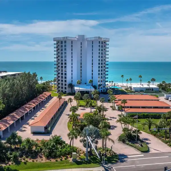 UNPARALLELED GULF & BAY VIEWS AT ISLANDS WEST