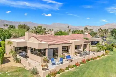 Exceptional Detached Condo Near Community Pool