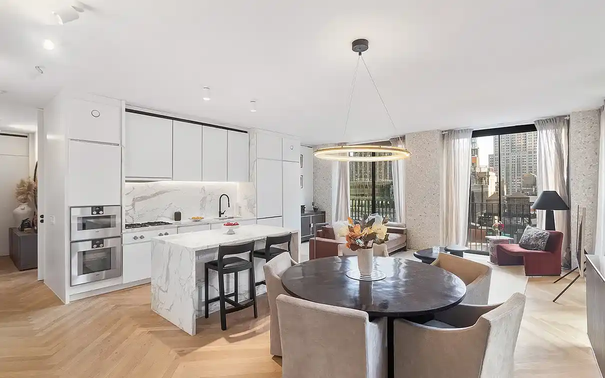 Stunning Corner Unit in the Bryant