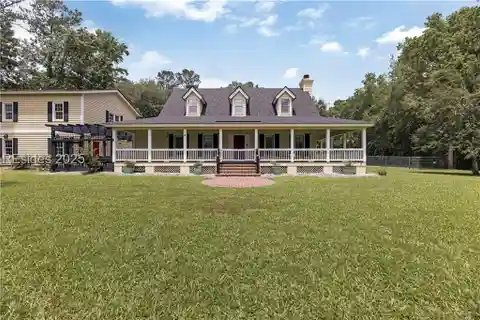 Expansive 4+ Acre Lowcountry Estate Retreat