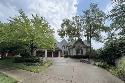 Serene Sanctuary in Oxbow Estates