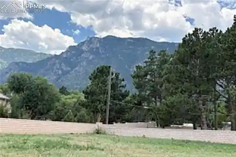 Build Your Dream Home in the Polo Club