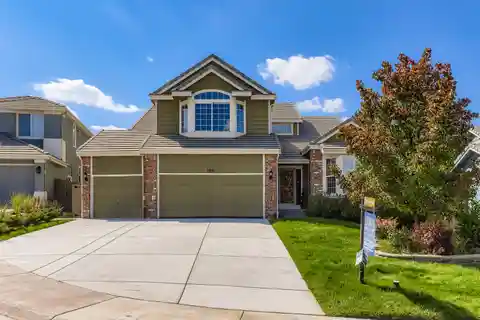 Spacious Home with Scenic Flatiron Views