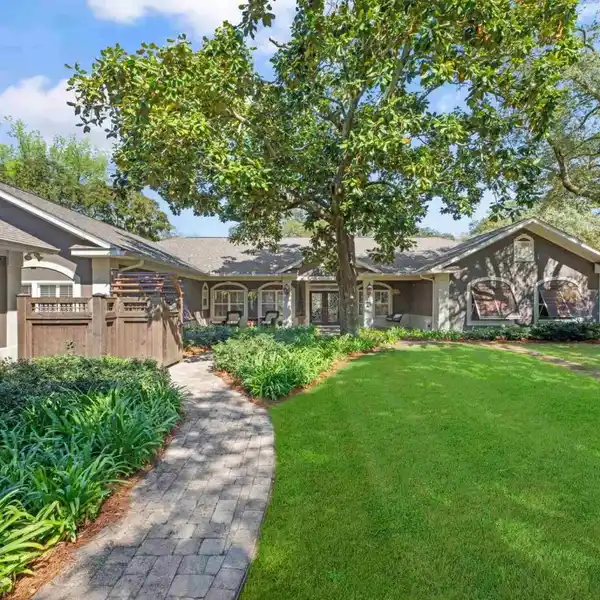 BEAUTIFULLY DESIGNED SINGLE-LEVEL HOME