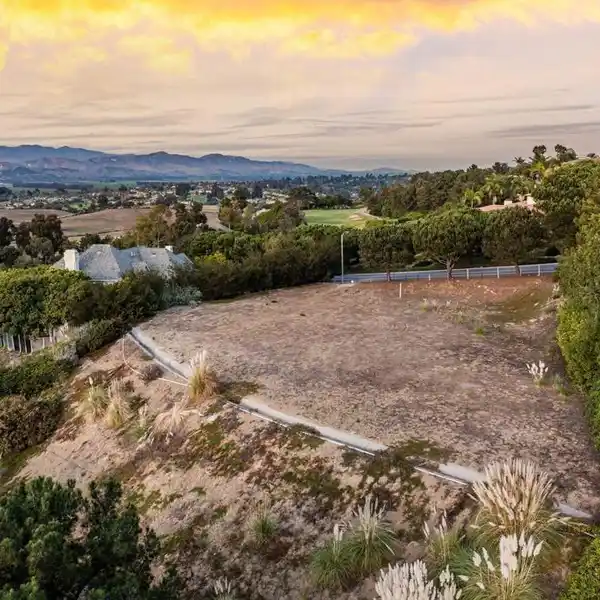 BREATHTAKING PARCEL IN PRESTIGIOUS SPANISH HILLS COUNTY CLUB