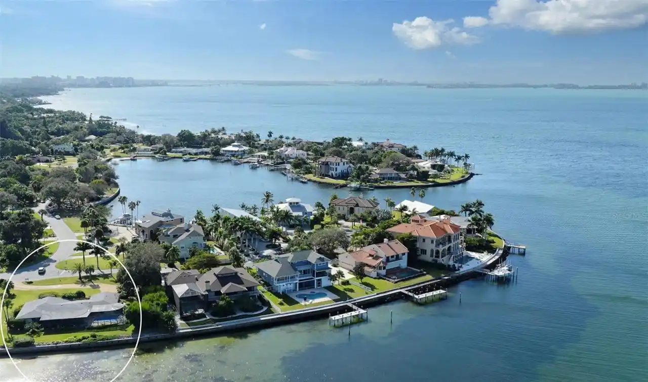 Prime Sarasota Bayfront Property
