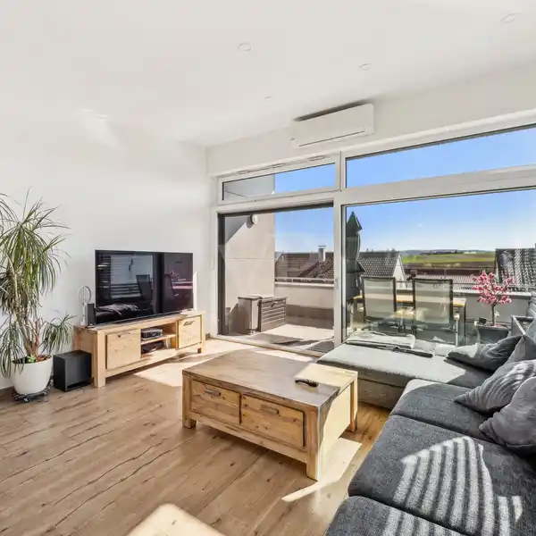 NEW LUXURY PENTHOUSE WITH PANORAMIC VIEWS