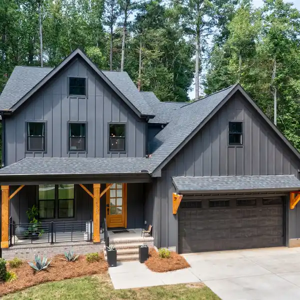 LUXURY CONTEMPORARY FARMHOUSE IN RIVERS EDGE