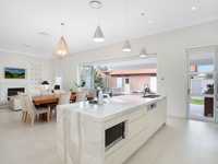 IMMACULATELY RENOVATED FEDERATION HOME