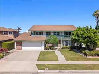 Fully Remodeled Home in the Four Seasons Tract