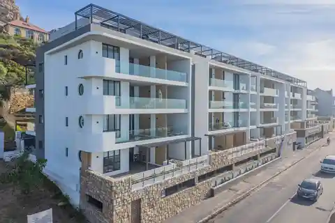 Brand New Penthouse in Wavescapes