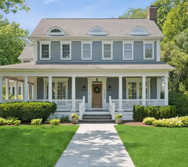 STUNNING INDIAN HILL ENTERTAINER’S DREAM HOME