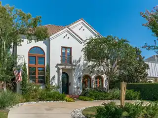 Extraordinary Mediterranean Home