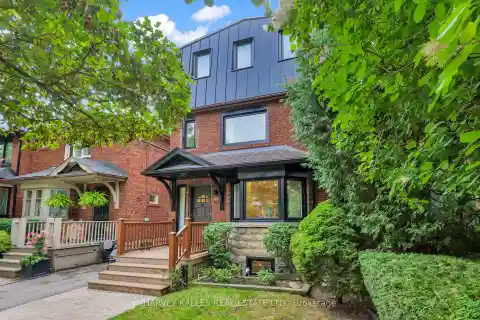 Stunning Toronto Home in Ideal Location