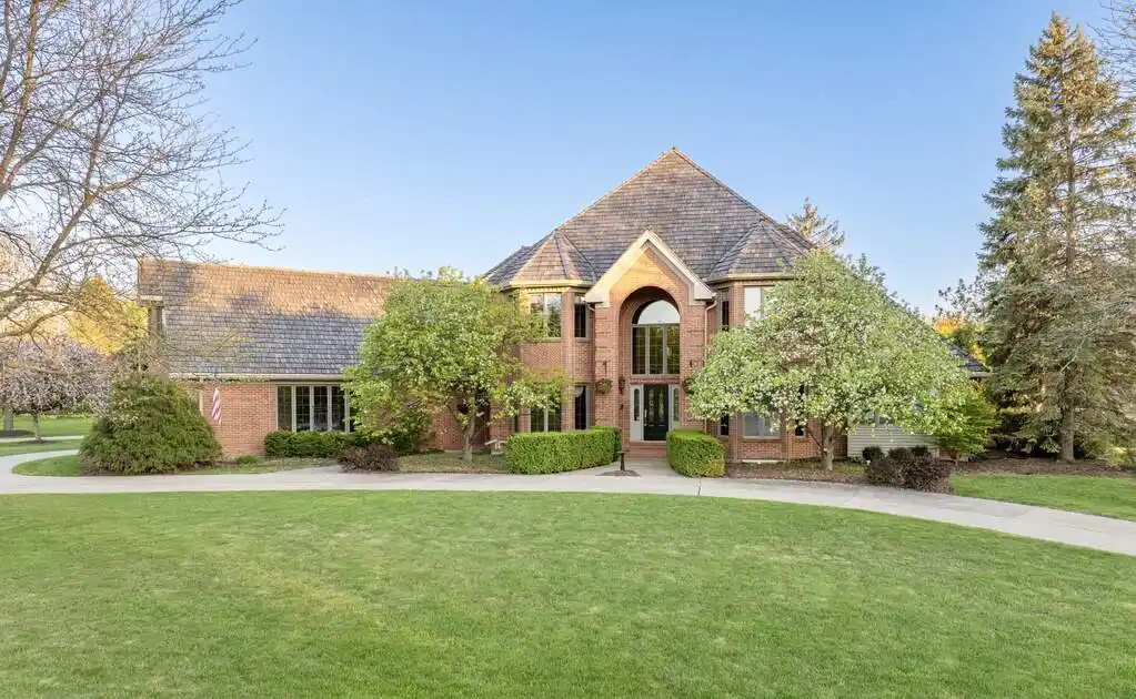 Exquisite Sun-filled Home