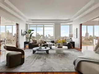 Full-Floor Penthouse with Panoramic View