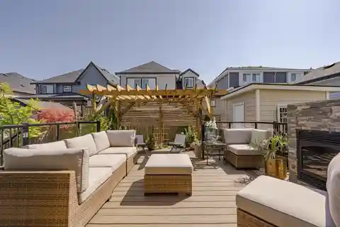 Beautifully Kept High-End Home