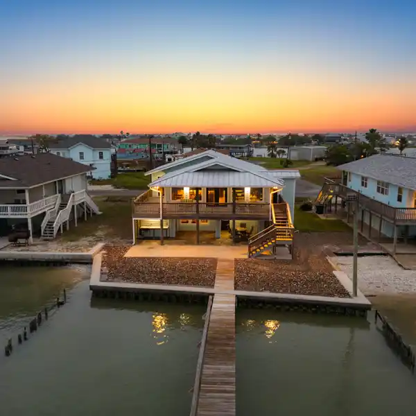 LUXURY RETREAT ON COPANO BAY
