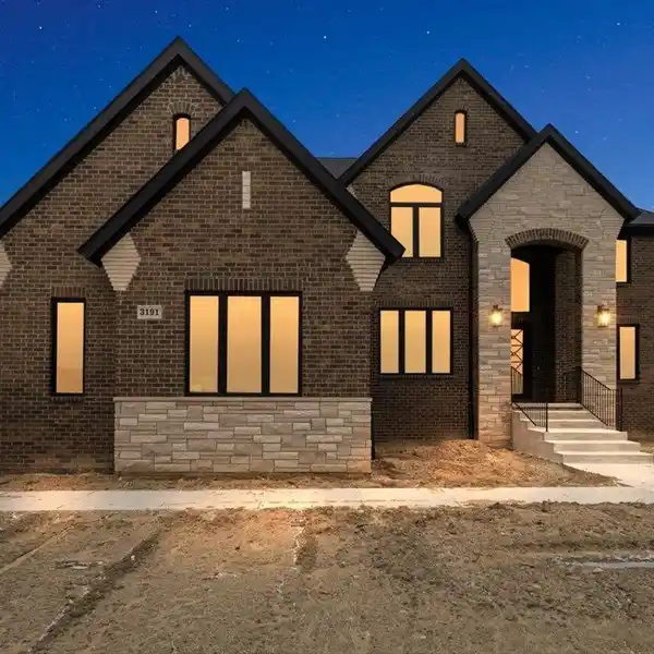 CUSTOM DESIGN A NEW HOME IN SHELBY TOWNSHIP