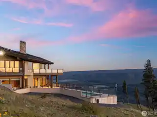 Extraordinary Lookout Mountain Estate