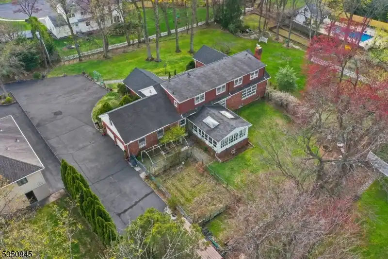 Gracious Colonial Home on over an Acre