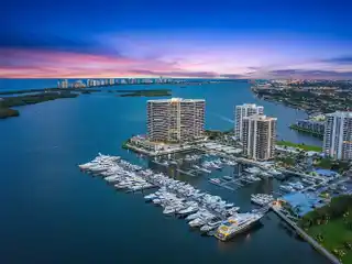 The Best Views in Lake Point Tower