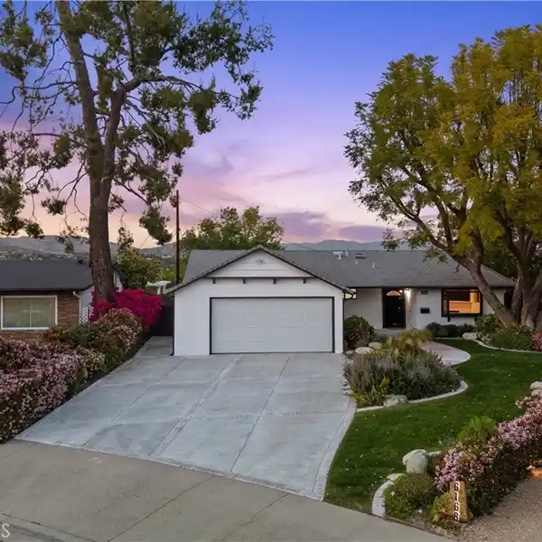 BEAUTIFULLY REMODELED SINGLE-LEVEL HOME