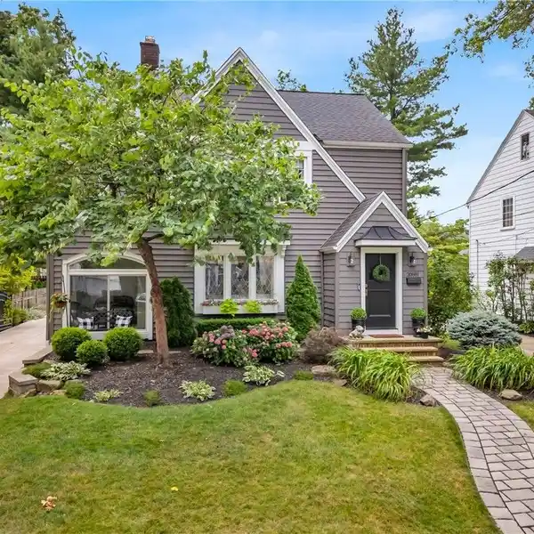 BEAUTIFULLY RENOVATED HOME IN THE HEART OF ROCKY RIVER