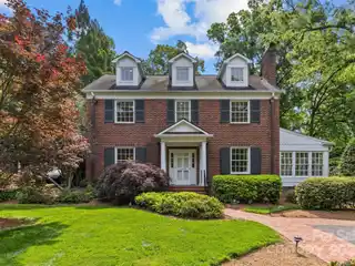 Classic Georgian Style Home in Prominent Location