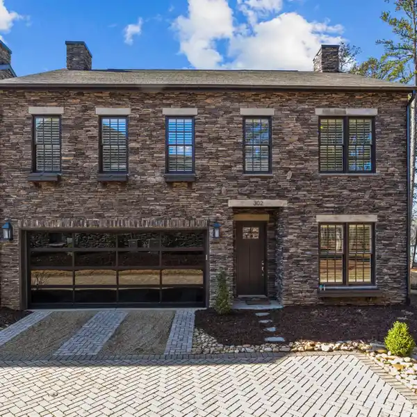 WALKABLE WATERFRONT IN DAVIDSON