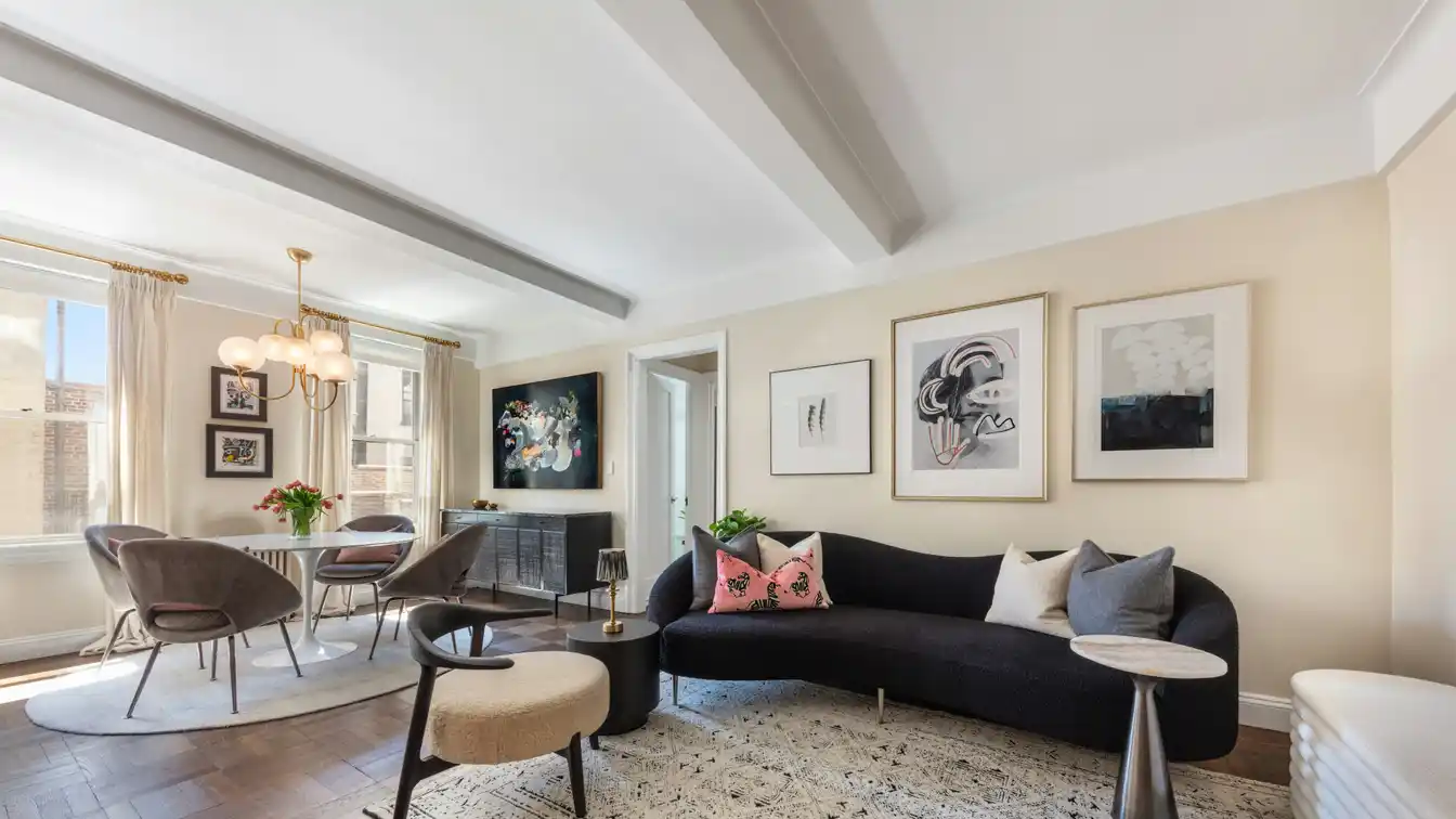 Pre-war One Bedroom Home at the Waverly